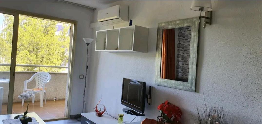 Bonito Apartamento Cerca De La Playa 살루 외부 사진