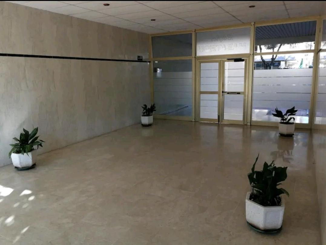 Bonito Apartamento Cerca De La Playa 살루 외부 사진